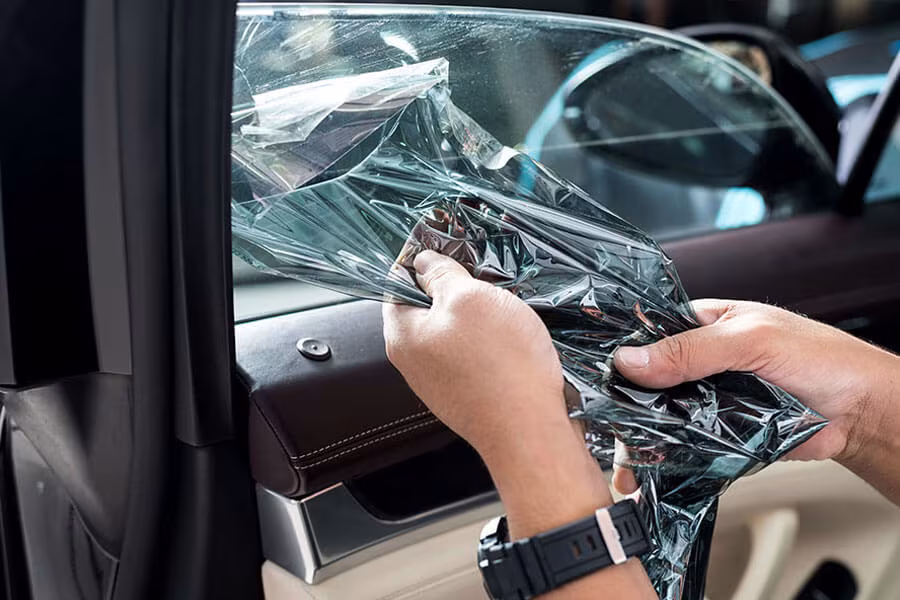 Window tint film removal – professional service